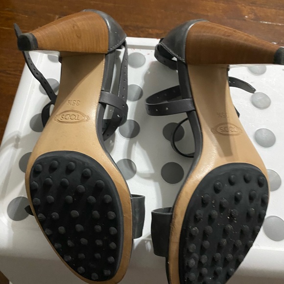 Tod’s high-heel sandals - Picture 3 of 3